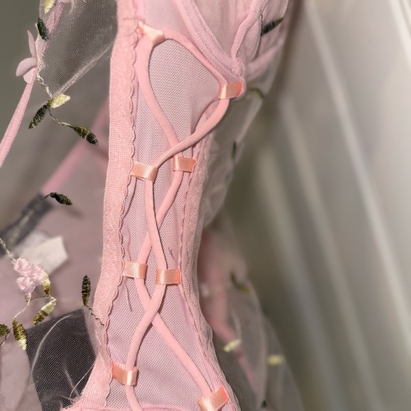 Nasty Gal Pink Sheer Lace Shapewear - Picture 11 of 12